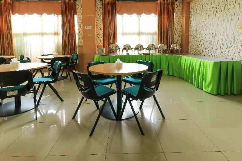 Greensa Inn Surabaya Exterior photo